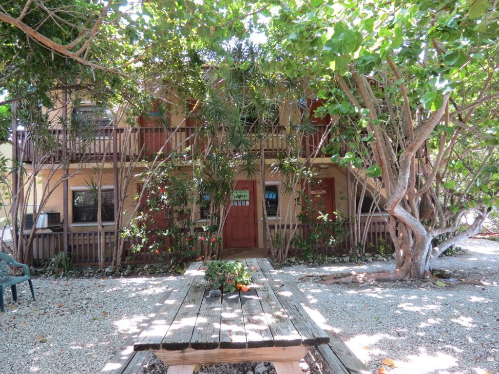 Ed & Ellen'S Lodgings Key Largoモーテル エクステリア 写真